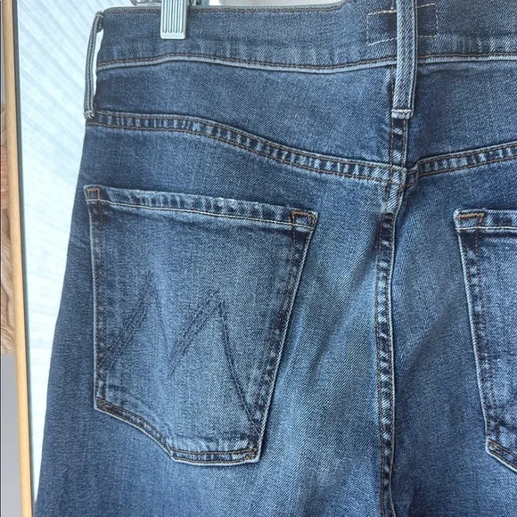 NWOT MOTHER The Scrapper Cuff Ankle Fray Straight Jeans with Vintage Wash - Picture 8 of 11